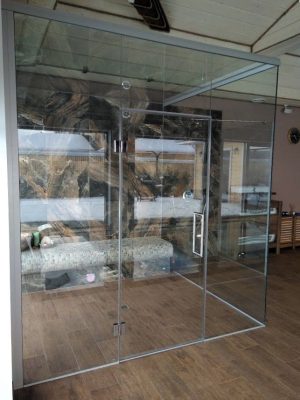 Hamam glass cabine box. Glass ceiling